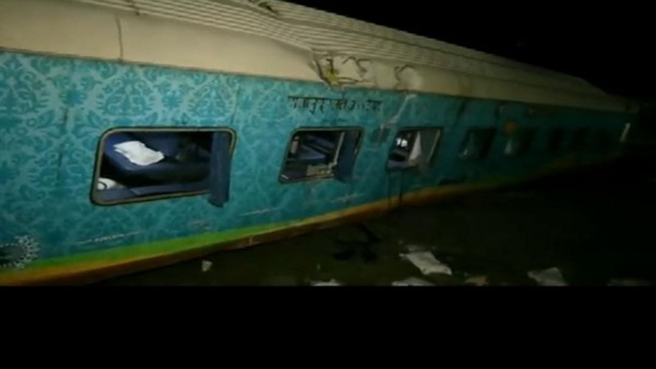 Odisha train accident: పెను విషాదం.. 207 మంది మృతి, 900 మందికిపైగా గాయాలు.. బాధితుల్లో తెలుగు వారు..?