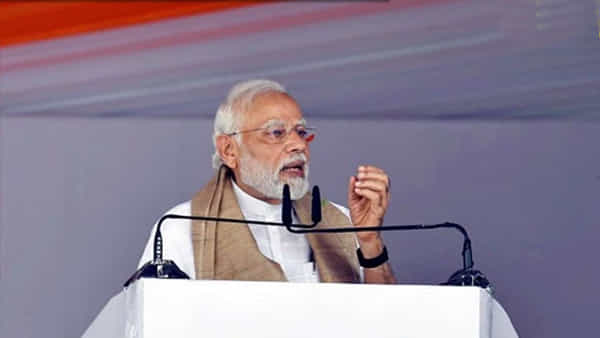 PM Modi: రాబోయే 25 ఏళ్లలో అభివృద్ధి చెందిన భారత్గా మార్చండి.. 70 వేల మంది యువతకి ఉద్యోగ నియామక పత్రాలు అందించిన ప్రధాని మోదీ..