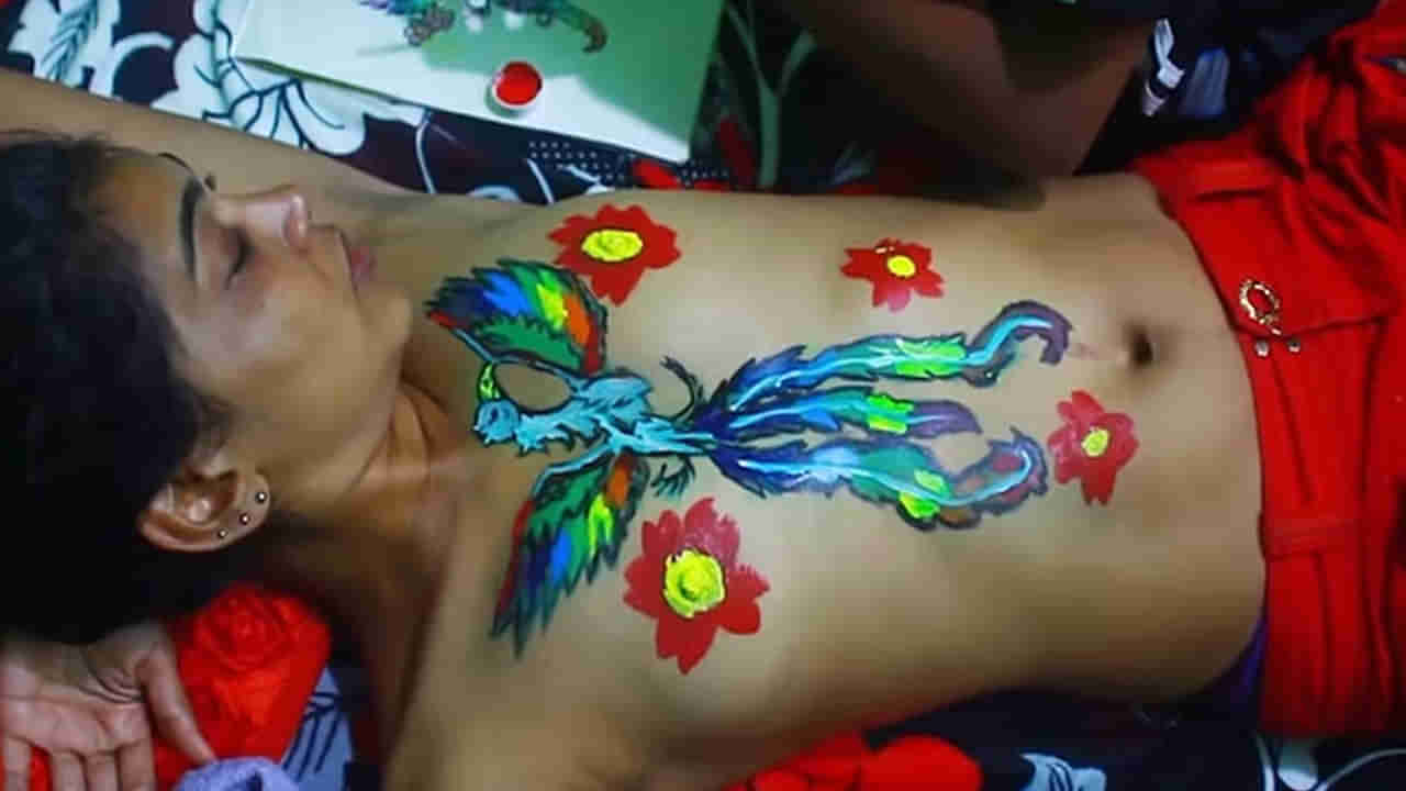 Kerala High Court: నగ్నత్వం, అశ్లీలత కాదు.. ఆమె శరీరంపై ఆమెకు హక్కుండాలన్న కేరళ కోర్టు..