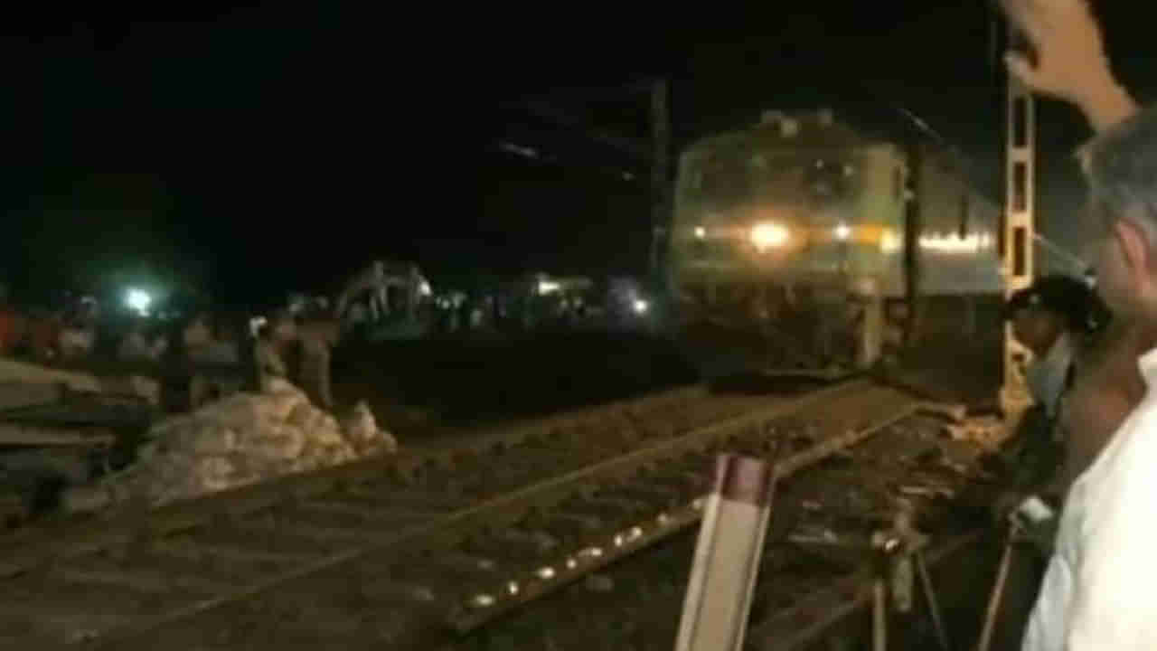 Odisha Train Accident: బాలాసోర్‌ ప్రమాద స్థలంలో ట్రాక్‌ పునరుద్ధరణ పూర్తి.. రైళ్లకు రూట్‌ క్లియర్‌.. నడిచిన గూడ్స్‌ రైలు