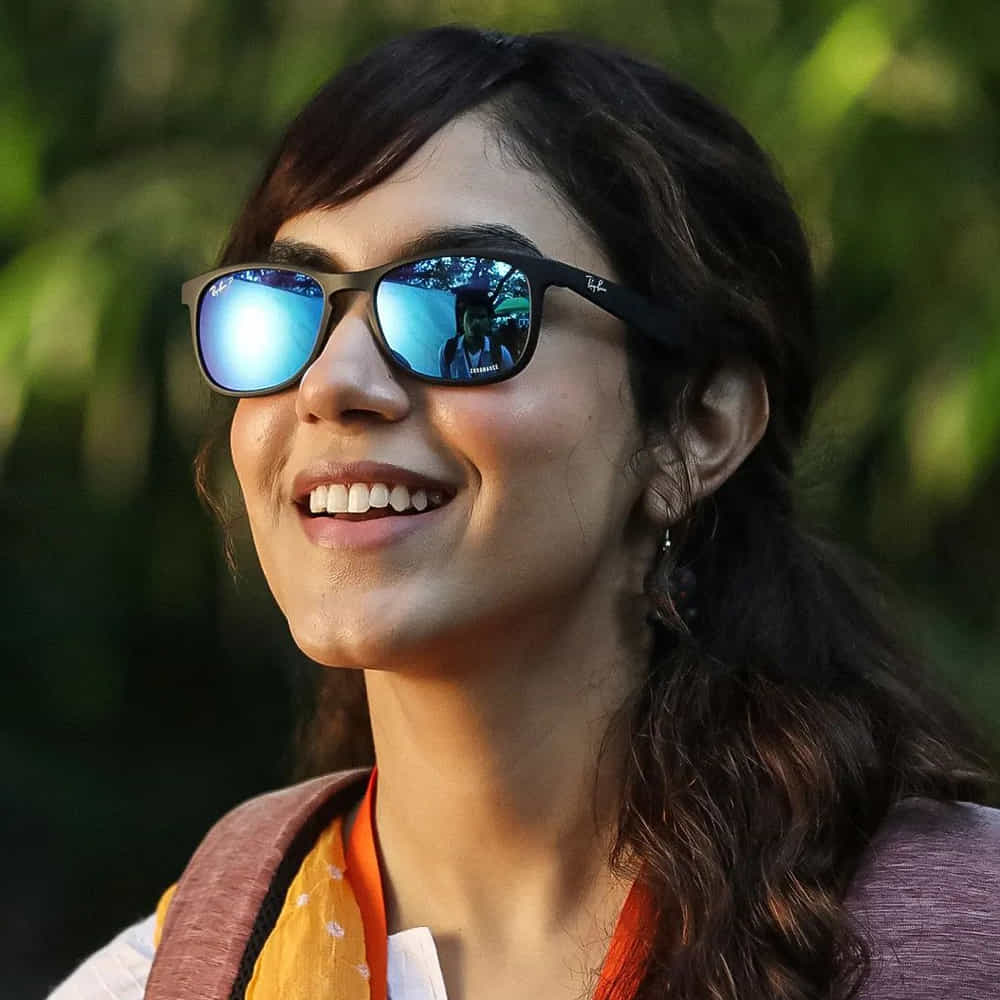 పెళ్లి చూపులు సినిమాతో తెలుగు అభిమానుల మనసు దోచుకున్న రీతూ వర్మ. ఆ తర్వాత కేశవ, నిన్నిలా నిన్నిలా, టక్ జగదీష్, వరుడు కావలెను వంటి చిత్రల్లో నటించి మెప్పించింది.ఇటీవలే శర్వానంద్ సరసన నటించిన 'ఒకే ఒక జీవితం' బ్లాక్ బూస్టర్ టాక్ తెచ్చుకుంది. ఇక ఇప్పుడు అటు, తెలుగు, తమిళం, మళయాలం చిత్రాల్లో కూడా అలరిస్తోంది.. అచ్చ తెలుగింటి అమ్మాయి మోడరన్ డ్రెస్ లో కూడా రీతూ వర్మ ఆకట్టుకుంటుంది.
