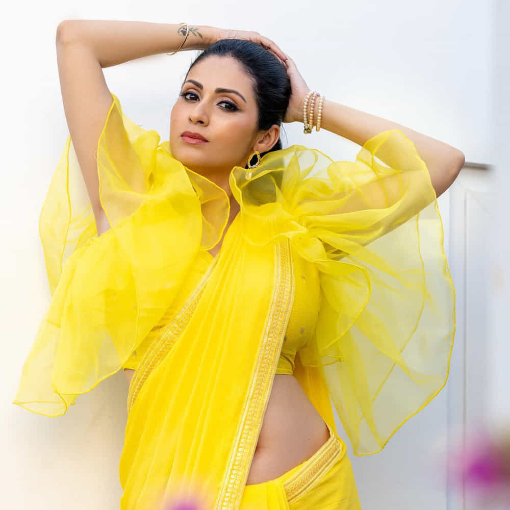 సదా ఒకప్పుడు కుర్రకారు గుండెల్లో గుబులు రేపిన అందాల నటి. నితిన్ హీరోగా తేజ దర్శకత్వంలో వచ్చిన జయం సినిమాతో పరిచయమైన సదా.. ఆ తర్వాత శంకర్ దర్శకత్వంలో వచ్చిన అపరిచితుడులో నటించి సూపర్ పాపులర్ అయ్యింది