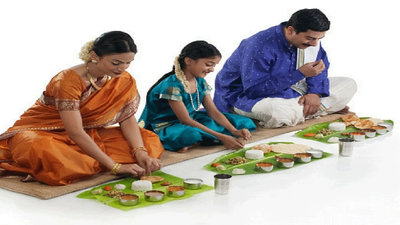 Food Eating Tips: కింద కూర్చొని తినడం వల్ల ఆ సమస్యలన్నీ దూరం… అజీర్ణం సమస్య ఫసక్…