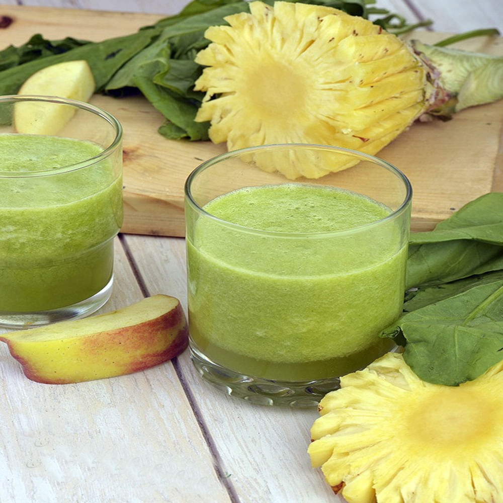 Spinach and Pineapple Energy Drink- An energy drink made from spinach, pineapple and apple helps in giving strength to the body.  If you feel tired after working all day, you can drink this drink.