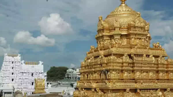 అలిపిరి చెక్పోస్ట్ దగ్గర మరోసారి భద్రతా వైఫల్యం.. కొండపైకి రెండు టీవీలు తీసుకెళ్లిన యూపీ వాసులు