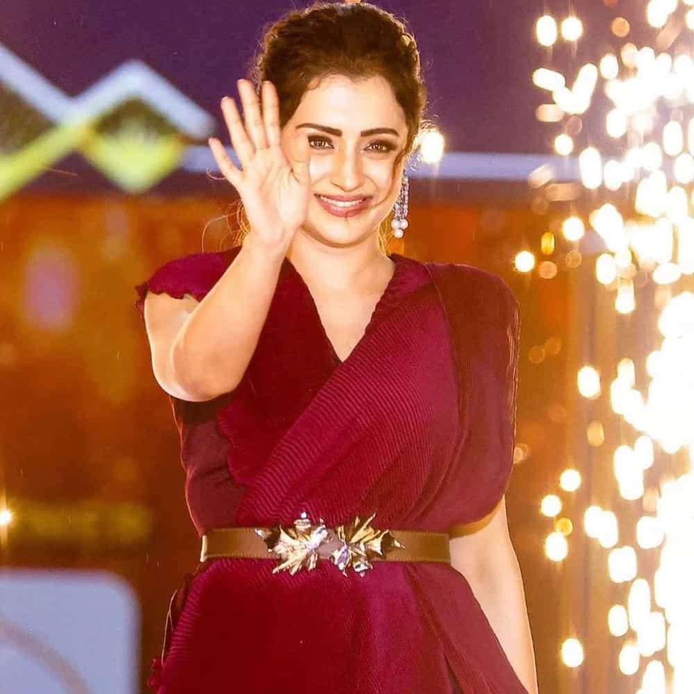 చాలా కాలం ఇండస్ట్రీకి దూరంగా ఉన్న ఈ హీరోయిన్.. పొన్నియన్ సెల్వన్ సినిమాతో రీఎంట్రీ ఇచ్చింది. ఈ సినిమాతో మరో హిట్ అందుకోవడమే కాకుండా.. స్పెషల్ అట్రాక్షన్ అయ్యింది. 