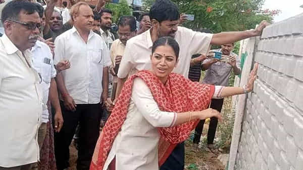 Telangana: ఎమ్మెల్యే ముత్తిరెడ్డి కూతురు తుల్జాభవానీపై కేసు నమోదు.. కారణమేంటంటే..