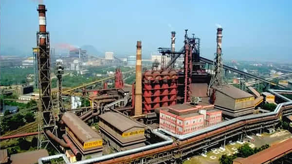 Vizag Steel Plant: మరింత నష్టాల్లోకి వైజాగ్ స్టీల్ ప్లాంట్.. గంగవరం పోర్టు కూడా కారణమేనా?