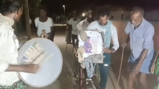 Giant Python: గ్రామస్థులు చూస్తుండగానే కుక్కను అమాంతం మింగిన కొండచిలువ.. ఆ తర్వాత