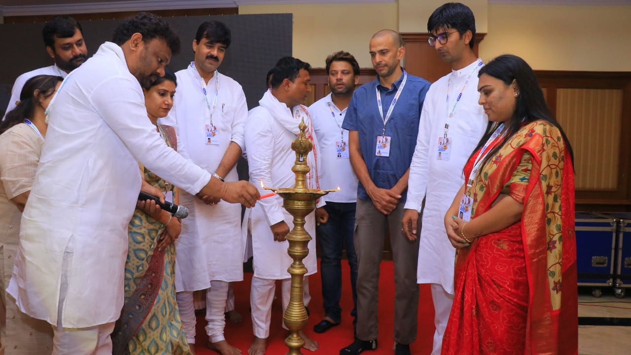 Telangana: హైదరాబాద్లో ప్రారంభమైన జాతీయ కార్యవర్గ సామావేశాలు.. రాబోయే ఎన్నికలపై ప్రధాన చర్చ..