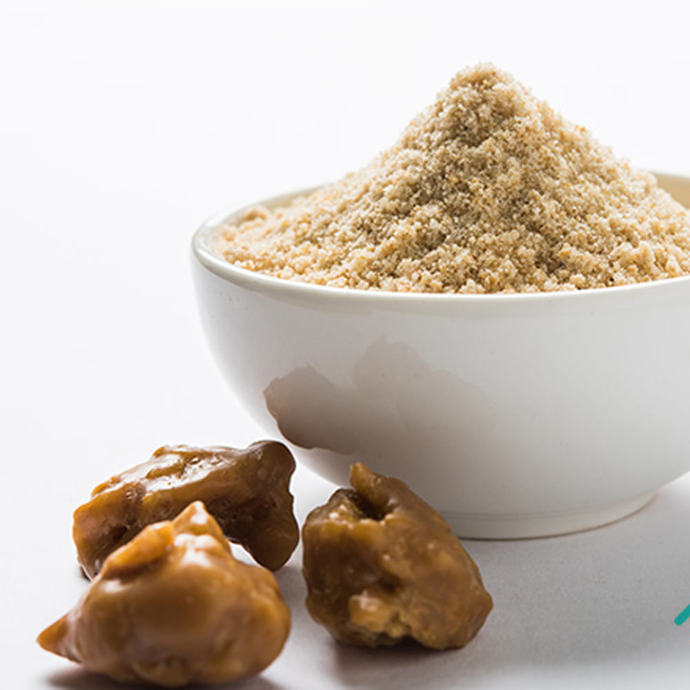 ఇంగువలో చాలా శోథ నిరోధక లక్షణాలు ఉన్నాయి. ఇది అనేక రకాల చర్మ సంరక్షణ ఉత్పత్తులలో కూడా ఉపయోగించబడుతుంది. ఇది చికాకును తగ్గిస్తుంది.