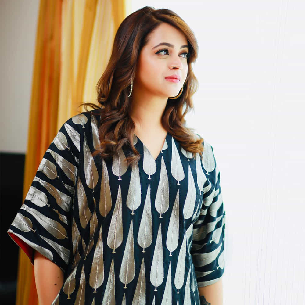 తెలుగు తెరకు మొట్టమొదట ఒంటరి సినిమా ద్వారా పరిచయం అయింది ఈ మలయాళీ భామ. తరవాత నటించిన కొన్ని మంచి సినిమాల ద్వారా తెలుగు ప్రేక్షకులకు బాగా దగ్గర అయింది ఈ చిన్నది.. తాజాగా ఈ మలయాళీ భామ షేర్ చేసిన ఫోటోలు నెట్టింట వైరల్ అవుతున్నాయి.