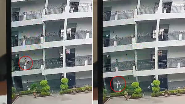 Viral Video: క్రిష్ వచ్చి కాపాడుతాడని బిల్డింగ్పై నుంచి దూకిన విద్యార్థి..