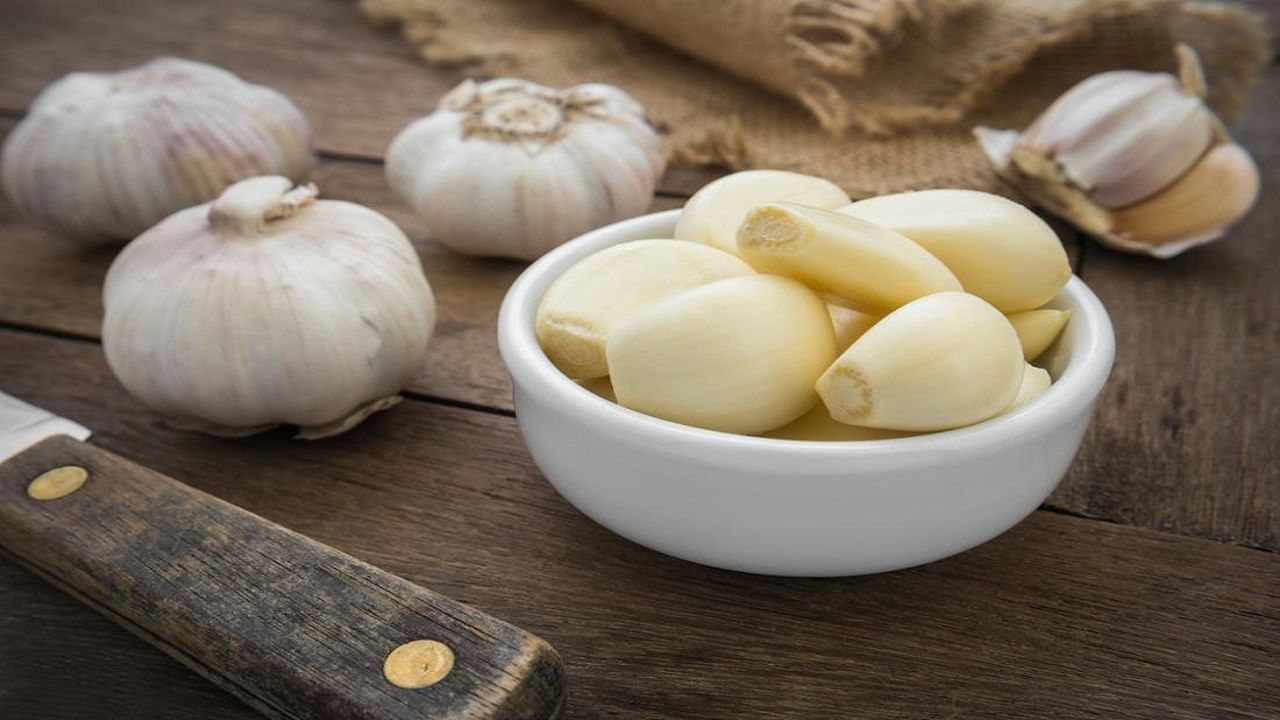 Garlic Benefits: వెల్లులితో బోలెడన్ని ఆరోగ్య ప్రయోజనాలు.. ఆ సమస్య ఉన్నవారు రోజూ వెల్లుల్లి తినాల్సిందే..!