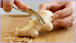 Monsoon Makeup: వర్షాకాలంలో మేకప్ ఎలా అని ఆలోచిస్తున్నారా.. ఇలా చేయండి చాలు..