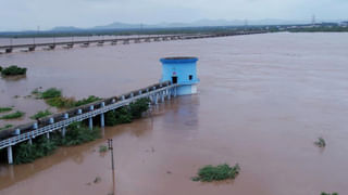 Krishna River: పరవళ్లు తొక్కుతోన్న కృష్ణమ్మ.. శ్రీశైలం ప్రాజెక్టుకు జలకళ..