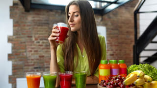 Chanakya Neeti: చాణక్య చెప్పిన  ఈ 4 మార్గాలతో పనిలో విజయం మీ సొంతం.. ఆ  మార్గాలు ఏంటో తెలుసుకోండి..