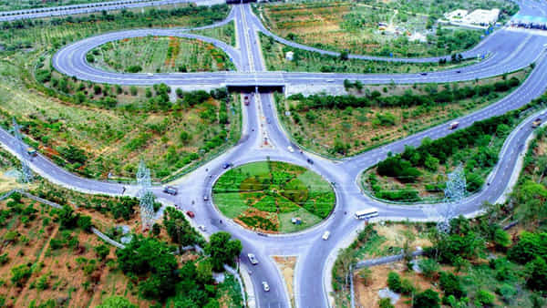 Hyderabad: హైదరాబాద్కు మరో అద్భుత ప్రాజెక్ట్.. ఔటర్ చుట్టూ 158 కిలోమీటర్ల మేర.