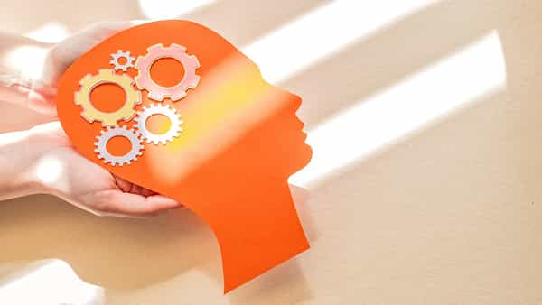 Yoga For Memory: ఈ యోగాసనాలతో మెమరీకి బూస్ట్.. వేళ్లతోనే ఈజీగా చేసేయొచ్చు..