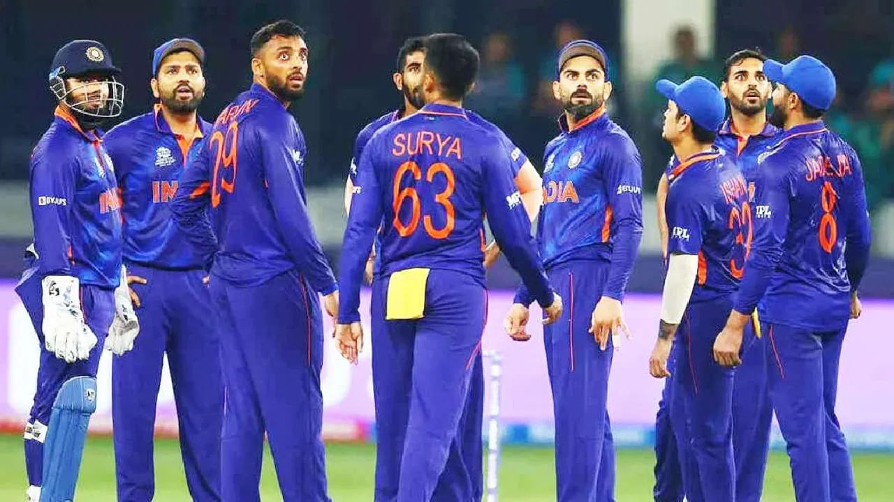 అంటే 2019 వన్డే ప్రపంచకప్ తర్వాత ఇప్పటి వరకు టీమిండియా తరపున మొత్తం 47 మంది ఆటగాళ్లు ఆడారు. ఈ ఆటగాళ్లలో అన్ని అంశాల్లో అత్యుత్తమ ప్రదర్శన కనబరిచిన ఆటగాళ్ల జాబితాను సిద్ధం చేస్తున్నారు.