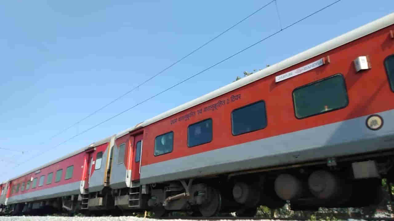 Firing in Train: కదులుతున్న రైలులో కాల్పులు.. RPF ASI సహా ముగ్గురు ప్రయాణికులు మృతి