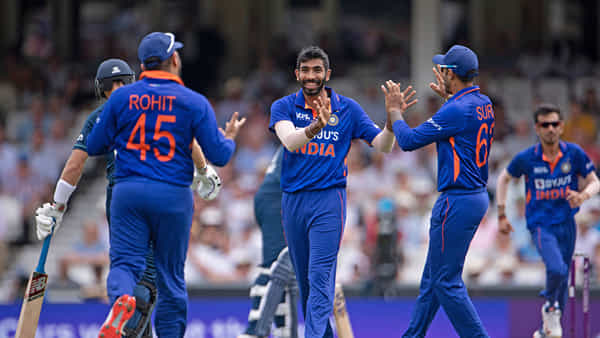 IND vs IRE: టీమిండియా ఫ్యాన్స్కు గుడ్న్యూస్.. రీఎంట్రీకి సిద్ధమైన స్టార్ ప్లేయర్.. ఎప్పుడంటే?