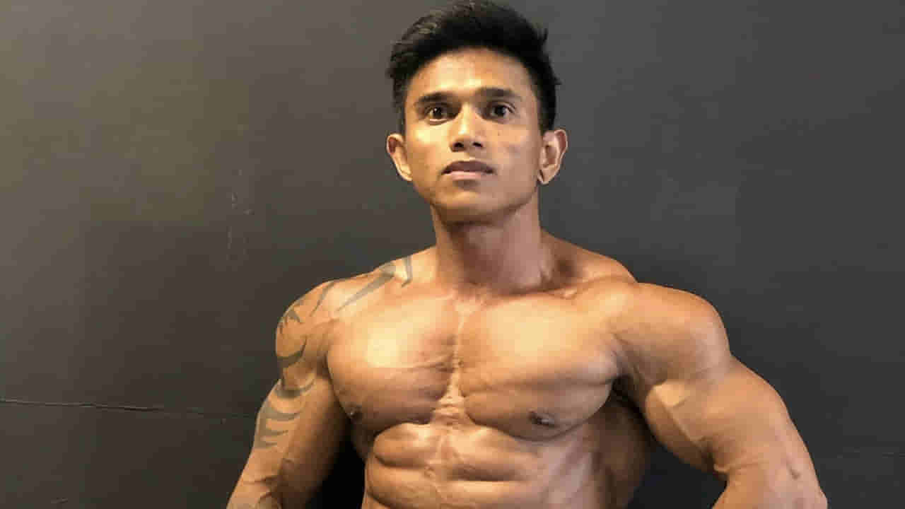 Watch Video: జిమ్ ట్రైనర్ మృతి..  210 కిలో బరువును ఎత్తడానికి ప్రయత్నిస్తుండగా బార్‌బెల్‌ మెడమీద పడి..