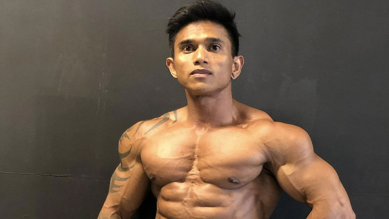 Watch Video: జిమ్ ట్రైనర్ మృతి..  210 కిలో బరువును ఎత్తడానికి ప్రయత్నిస్తుండగా బార్‌బెల్‌ మెడమీద పడి..