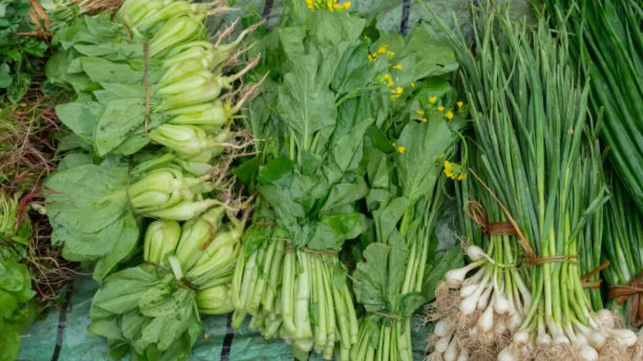 Leafy Vegetables: ఆకుకూరల్లో పోషకాలు పోకుండా ఎలాంటి జాగ్రత్తలు తీసుకోవాలంటే?