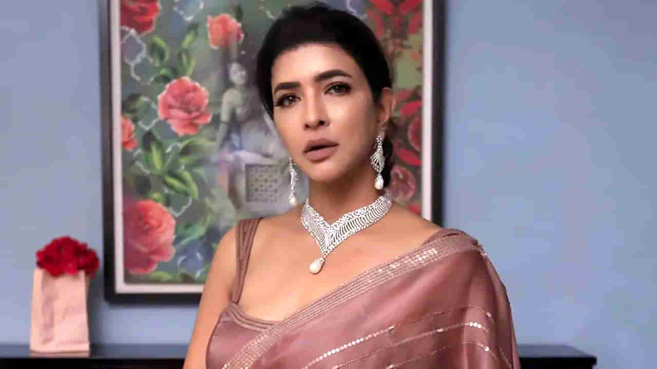 Lakshmi Manchu: మాకేం తక్కువ అందం లేదా..? ప్రతిభ లేదా..? మండిపడ్డ మంచు లక్ష్మీ