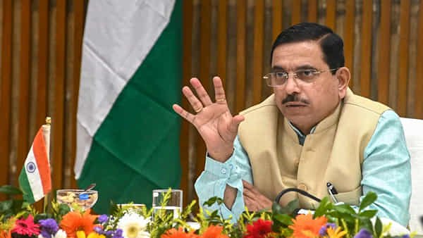 Minister Pralhad Joshi: ఆగస్టు 15న ‘హర్ ఘర్ తిరంగ’ కార్యక్రమం.. పార్టీ శ్రేణులకు ప్రధాని మోదీ పిలుపు..
