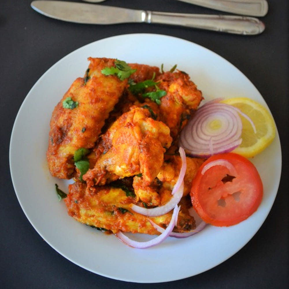 ఈ ఆయిల్‌ లెస్‌ చికెన్‌ను తయారీ కోసం తాజా మసాలాలను ఉపయోగించాలి. వంట చేసేటప్పుడు చికెన్ ఉడకబెట్టడానికి తగినంత సమయం ఇవ్వాలి.