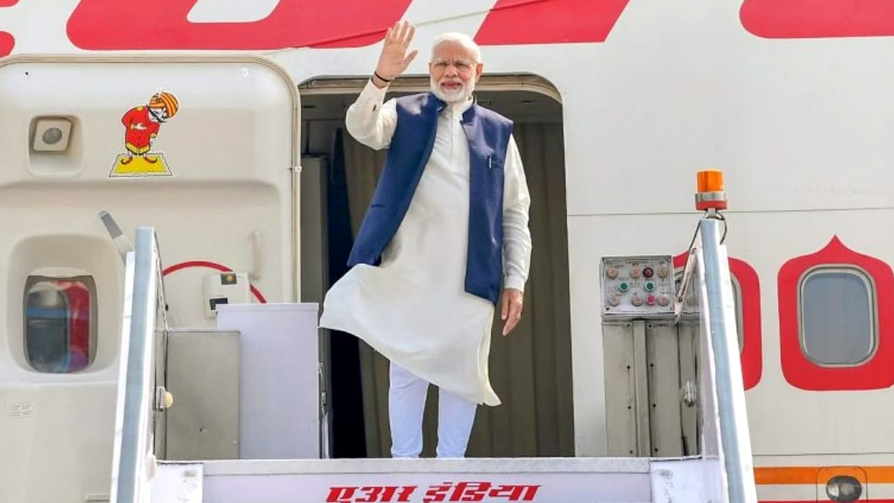 PM Modi France Visit: పారీస్ బయలుదేరిన ప్రధాని మోదీ.. ఫ్రాన్స్ టూర్ పూర్తి షెడ్యూల్ వివరాలివే..