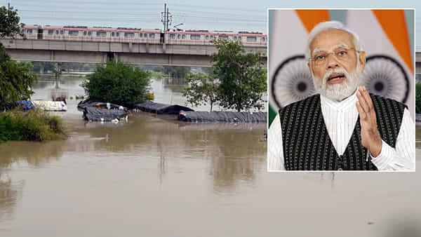PM Modi: అమిత్ షాకు ఫోన్ చేసిన ప్రధాని మోడీ.. ఢిల్లీ వరదలపై ఆరా..! కీలక సూచనలు..