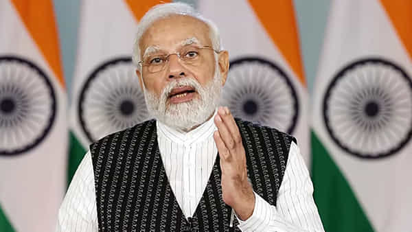 PM Modi: ఢిల్లీకి రాగానే ఎల్జీకి ఫోన్ చేసిన ప్రధాని మోడీ.. వరదలపై సమీక్ష..