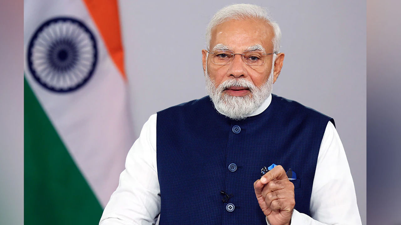 PM Modi: దేశాభివృద్ధిని ఆపడమే విపక్షాల లక్ష్యం.. ప్రతిపక్షాలపై ఫైర్‌ అయిన ప్రధాని మోదీ.