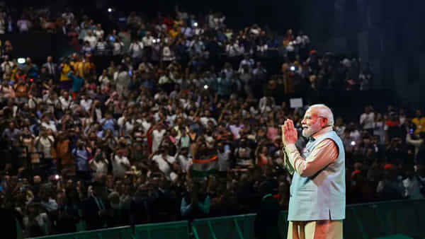 PM Modi in France: ఫ్రాన్స్తో నా అనుబంధం దాదాపు 40 ఏళ్లనాటిది.. ఎన్నారైలతో ప్రధాని మోదీ ఆసక్తికర వ్యాఖ్యలు