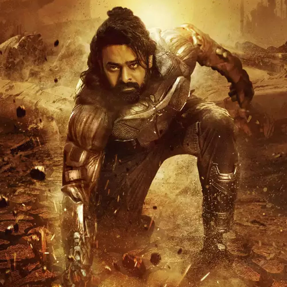 Project K: రికార్డుల కల్కి..  ప్రభాస్ సినిమా టీజర్ వచ్చిందంటే చాలు రికార్డులు వాటంతట అవే నడుచుకుంటూ వచ్చేస్తున్నాయి. తాజాగా ప్రాజెక్ట్ కే సినిమా విషయంలోనూ ఇదే జరుగుతుంది. నాగ్ అశ్విన్ తెరకెక్కిస్తున్న ఈ సినిమా టీజర్ అమెరికాలో విడుదల చేయగా.. ప్రపంచ వ్యాప్తంగా అదిరిపోయే రెస్పాన్స్ వస్తుంది. మరీ ముఖ్యంగా హాలీవుడ్‌లోనూ ప్రాజెక్ట్ కే గురించి చర్చ మొదలైంది. దీనికి ఒక్క రోజులోనే మిలియన్స్ కొద్దీ వ్యూస్ వచ్చాయి. 