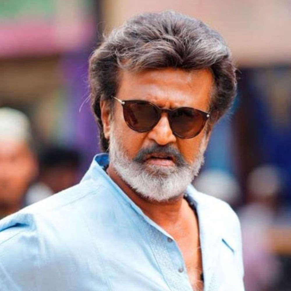 Rajanikanth: 'జైలర్‌' సినిమా డైరక్టర్‌ నెల్సన్‌ గురించి ఇంట్రస్టింగ్‌ కామెంట్స్ చేశారు సూపర్‌స్టార్‌ రజనీకాంత్‌. 'బీస్ట్' సినిమా విడుదల కాకమునుపే నెల్సన్‌ తనకు 'జైలర్‌' కథ చెప్పారన్నారు. 'బీస్ట్' ఫ్లాప్‌ కావడంతో నెల్సన్‌తో సినిమా చేయొద్దని చాలా మంది సలహా ఇచ్చారని అన్నారు. అయితే,  అవేమీ పట్టించుకోవద్దని సన్‌పిక్చర్స్ వాళ్లు అన్నారని, 'జైలర్‌' ప్రాజెక్ట్‌ని ముందుకు తీసుకెళ్లారని తెలిపారు. 