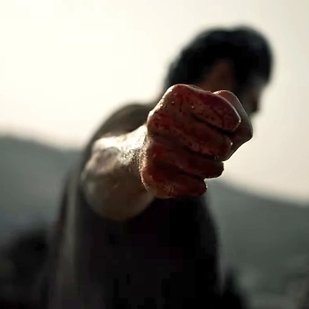 ఇక నాలుగు, అయిదు స్థానాల్లో రాధేశ్యామ్ 46.6M వ్యూస్, సాహో 44.5M వ్యూస్తో నిలిచాయి. మొత్తం మీద టాప్ 5 లిస్ట్ లో 4 ప్రభాస్ పేరు మీద ఉండడంతో ఫ్యాన్స్ నెట్టింట హల్చల్ చేస్తున్నారు.