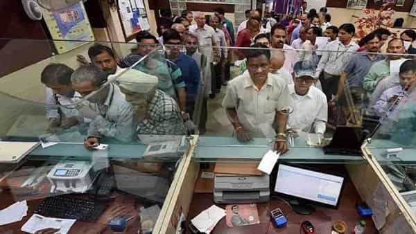 Senior Citizen scheme: సీనియర్ సిటిజన్లకు శుభవార్త.. ఎఫ్డీ స్కీమ్లో రెట్టింపు ప్రయోజనం