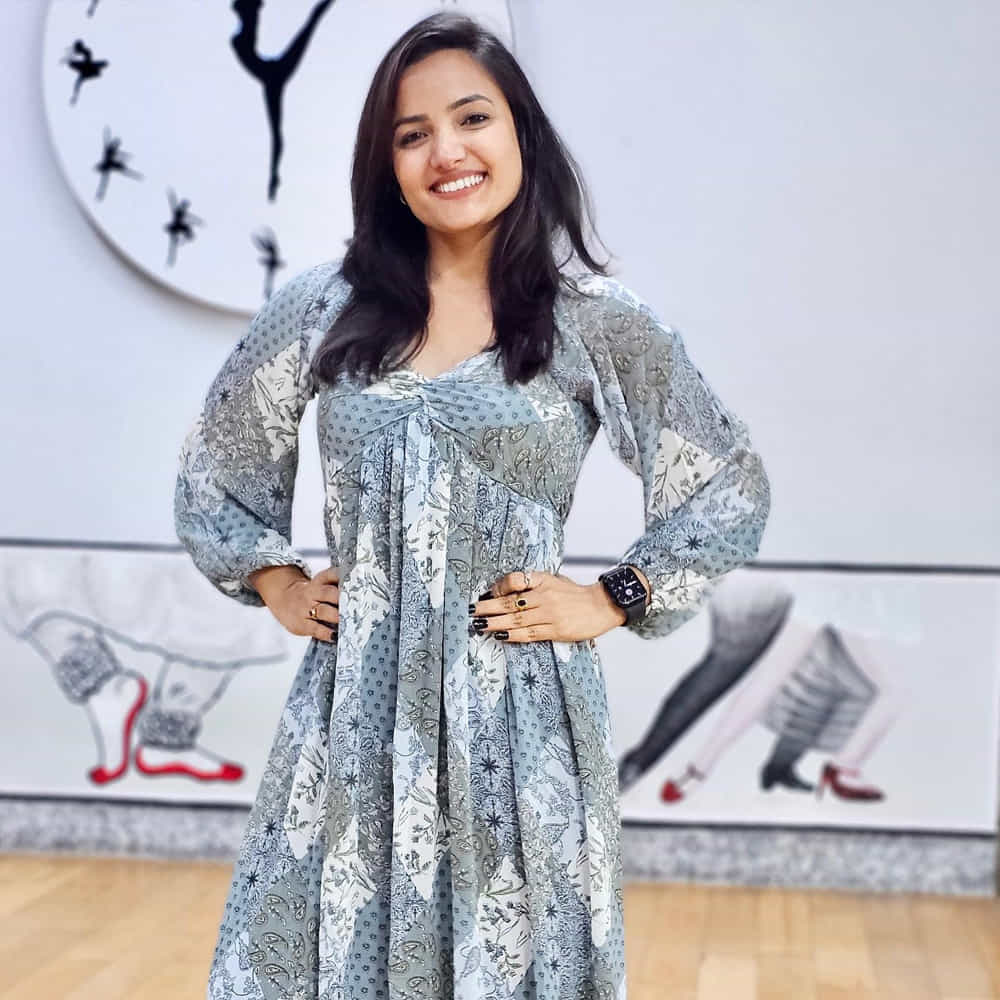 ప్రస్తుతం హాట్ హాట్ ఫోటోలతో ఇంటర్నెట్‌లో ఫ్యాన్స్‌కు నిద్రపట్టనివ్వట్లేదు సిరి హన్మంత్.      