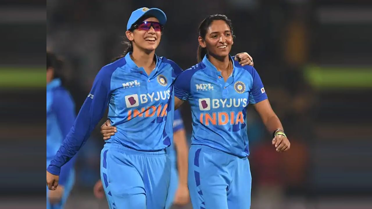 Smriti Mandhana: హెడ్‌ కోచ్‌ లేకున్నా బాగానే ఆడుతున్నాంగా.. మంధాన ఆసక్తికర వ్యాఖ్యలు..