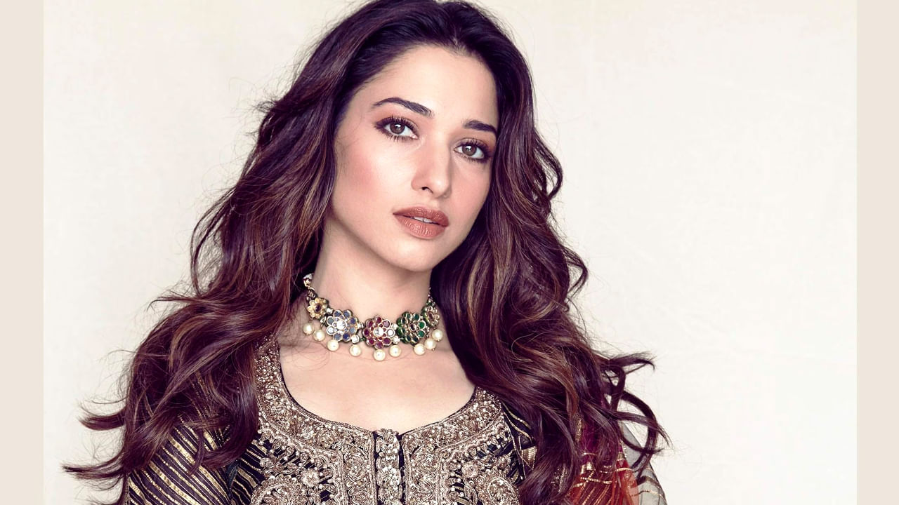 Tamannaah Bhatia: ఆ హీరోకు లవర్గానే కాదు సిస్టర్గాను నటించిన తమన్నా.. ఆయన ఎవరంటే