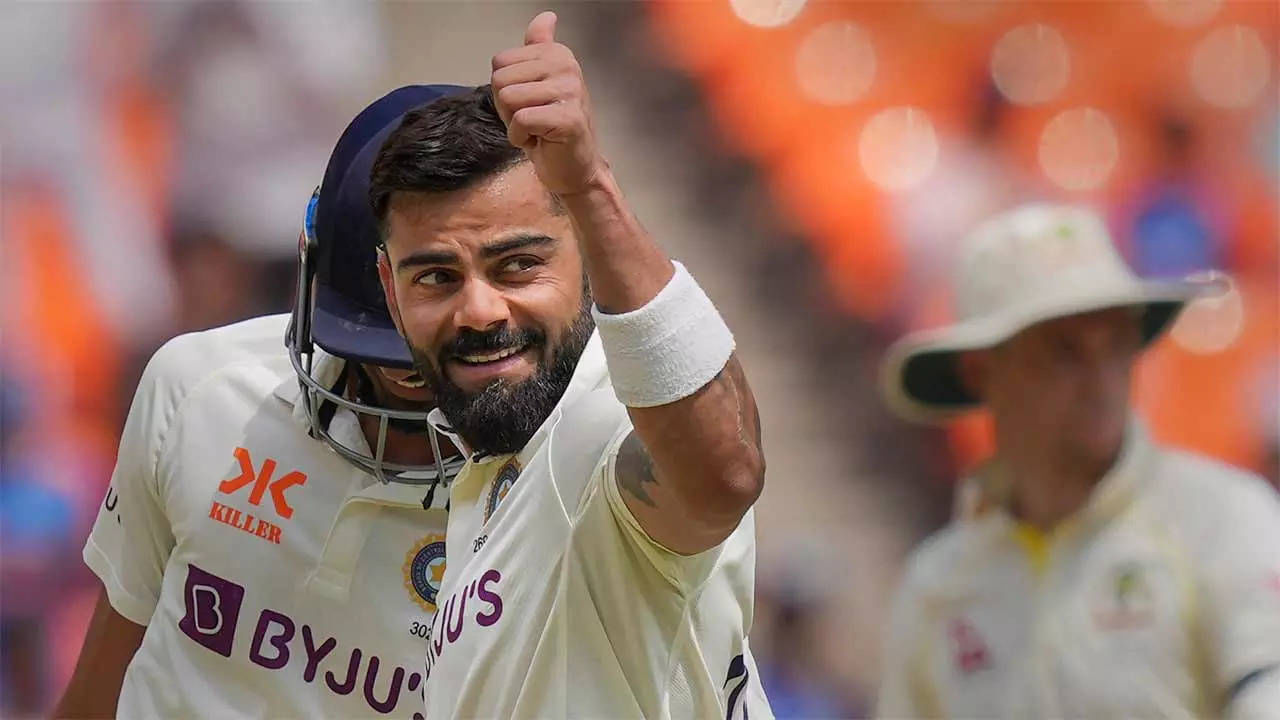 IND vs WI 2nd Test: భారత్, వెస్టిండీస్ జట్ల మధ్య గురువారం జరిగే రెండో టెస్ట్ ద్వారా టీమిండియా మాజీ కెప్టెన్, రన్ మెషిన్, చేజింగ్ మాస్టర్, క్రికెట్ కింగ్ విరాట్ కోహ్లీ తన 500వ అంతర్జాతీయ ఆడబోతున్నాడు. ఈ మ్యాచ్‌ ద్వారా కోహ్లీ.. రికీ పాంటింగ్, సచిన్ టెండూల్కర్, జాక్వెస్ కల్లీస్ వంటి దిగ్గజాలను అధిగమించి అత్యధిక పరుగులు చేసిన ఆటగాడిగా నిలవనున్నాడు. 