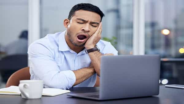 Yawning Problem: ఆవలింతతో అనే ఆరోగ్య సమస్యలు.. ఆవలింతలు రావడానికి కారణాలు తెలిస్తే షాకవుతారు