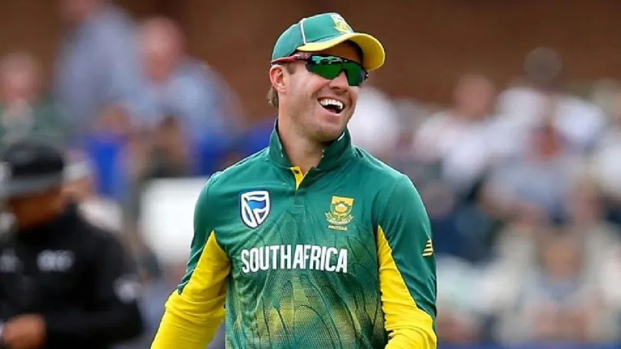 ఈ చర్చల మధ్య దక్షిణాఫ్రికా మాజీ కెప్టెన్ ఏబీ డివిలియర్స్ ఈసారి సెమీఫైనల్లోకి ప్రవేశించే 4 జట్లను పేర్కొన్నాడు.