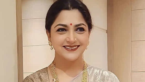 మేడమ్.. అది విగ్గా..? వైరల్ అవుతోన్న సీనియర్ నటి ఖుష్బూ లేటెస్ట్ హెయిర్ స్టైల్ ఫొటోలు