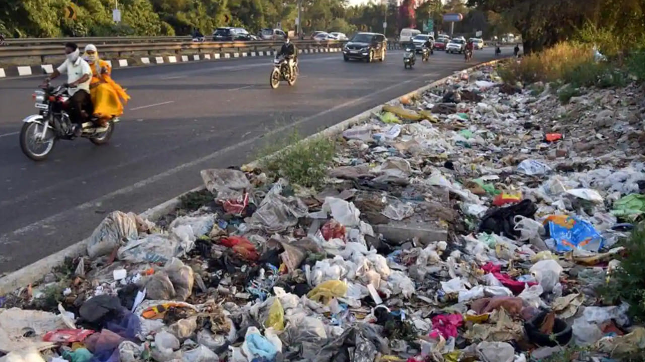 My India My Life Goals: ఎక్కడపడితే అక్కడ చెత్త వేయకండి.. పరిసరాలను పరిశుభ్రంగా ఉంచండి..