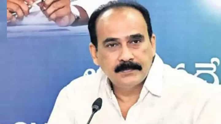Watch Video: వచ్చే ఎన్నికల్లో పోటీపై బాలినేని శ్రీనివాస్ రెడ్డి ఆసక్తికర వ్యాఖ్యలు.. ! Watch Video: వచ్చే ఎన్నికల్లో పోటీపై బాలినేని శ్రీనివాస్ రెడ్డి ఆసక్తికర వ్యాఖ్యలు.. !